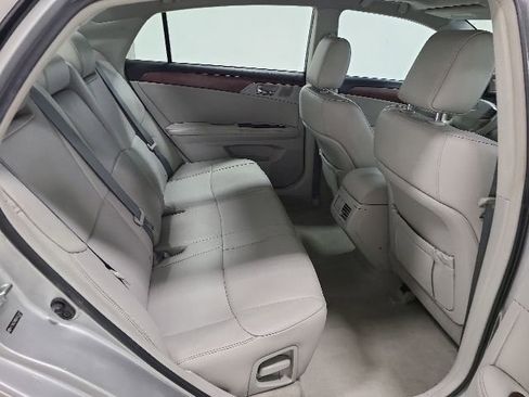 Used 2012 Toyota Avalon FWD image 16