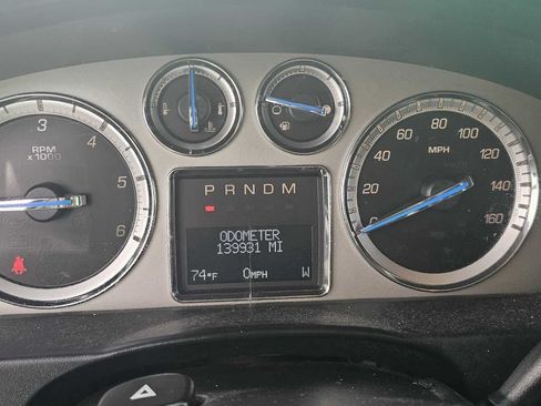 Used 2013 Cadillac Escalade ESV Luxury AWD/4WD image 18