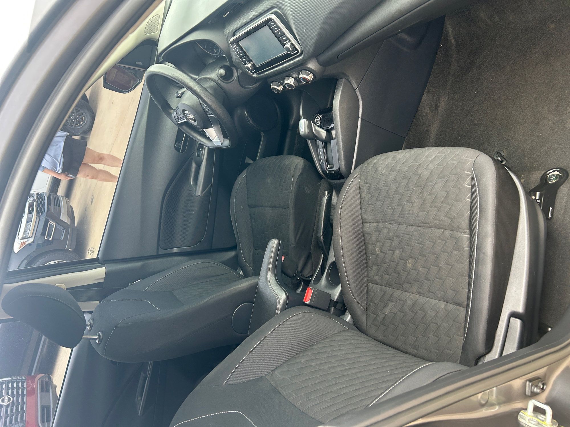 Used 2022 Nissan Kicks S FWD image 13