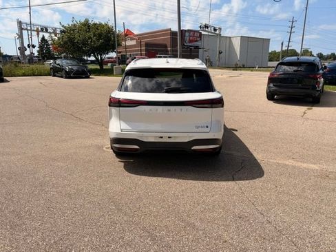 Used 2026 INFINITI QX60 Luxe w/ Cargo Package AWD/4WD image 5