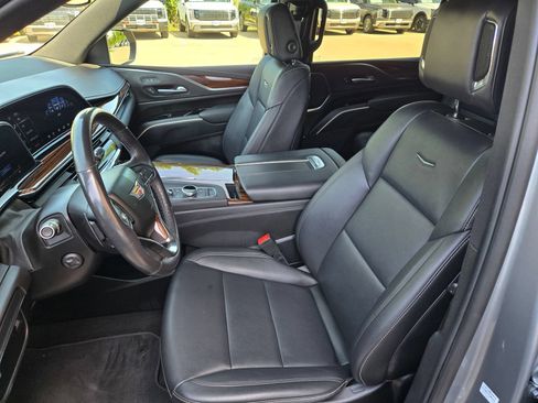 Used 2023 Cadillac Escalade ESV Luxury RWD image 23