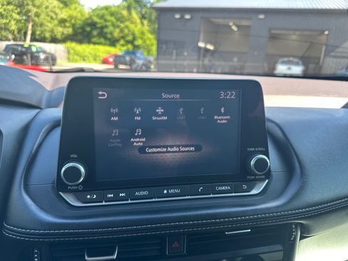 Used 2021 Nissan Rogue S FWD image 31