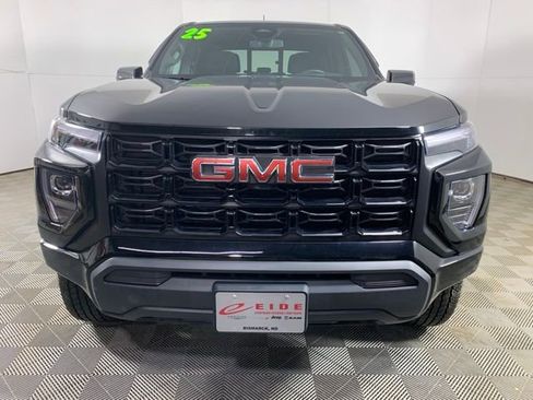Used 2025 GMC Canyon Elevation AWD/4WD image 4
