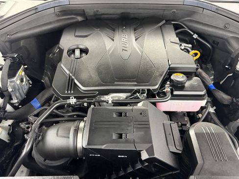 Used 2023 Genesis GV70 2.5T Sport Prestige w/ Sport Prestige Package image 38