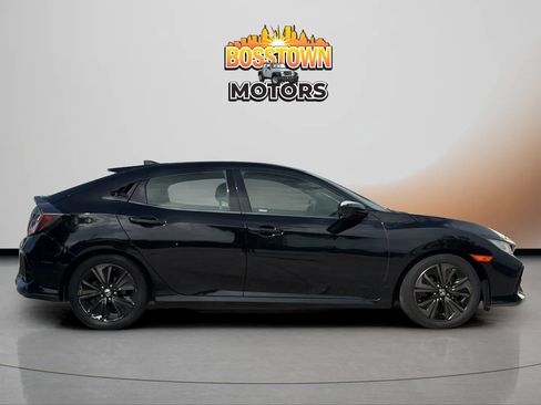 Used 2018 Honda Civic EX image 9