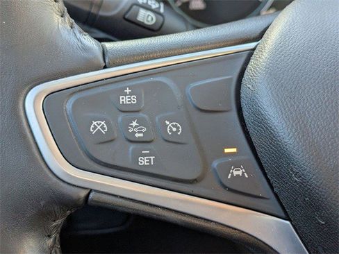 Certified 2022 Chevrolet Equinox LT w/ Driver Convenience Package image 13