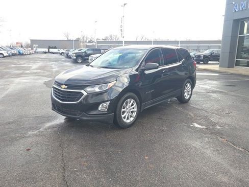 Used 2019 Chevrolet Equinox LS w/ LS Convenience Package image 2
