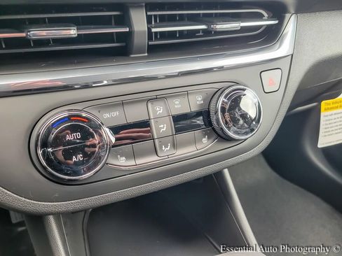 New 2026 Buick Envista Preferred w/ Convenience I Package FWD image 16
