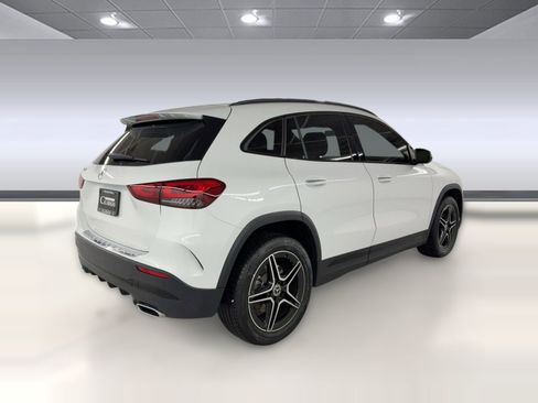 Certified 2022 Mercedes-Benz GLA 250 image 9