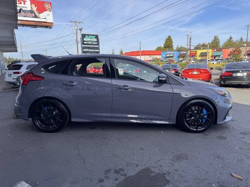 Used 2017 Ford Focus RS AWD/4WD image 9
