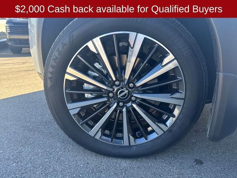 New 2026 Nissan Pathfinder Platinum image 28