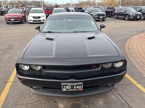 Used 2011 Dodge Challenger R/T image 3