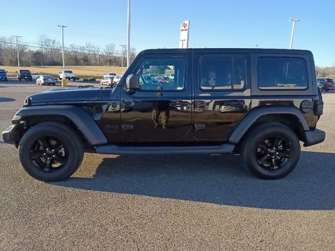 Used 2021 Jeep Wrangler Unlimited Sport w/ Technology Group image 6