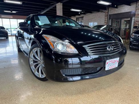 Used 2009 INFINITI G37 Convertible w/ Premium Pkg RWD image 1
