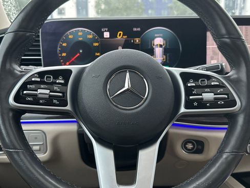 Used 2020 Mercedes-Benz GLS 450 4MATIC image 18