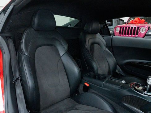 Used 2014 Audi R8 V8 w/ Convenience Package image 27
