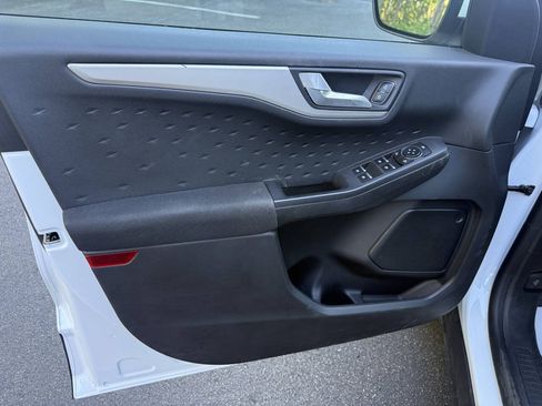 Used 2020 Ford Escape SE AWD/4WD image 17