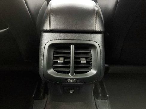 Used 2015 Jeep Cherokee Limited w/ Trailer Tow Group FWD image 54