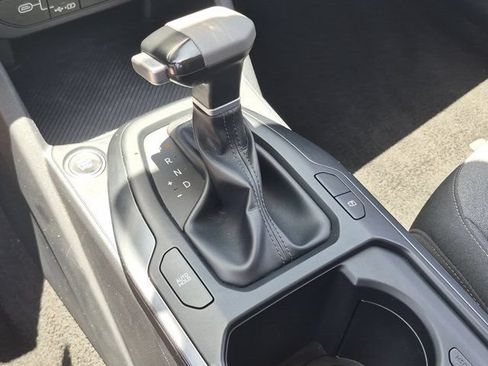 Used 2025 Kia K4 FWD image 19