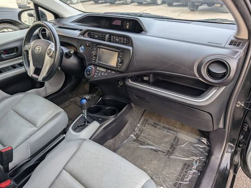 Used 2014 Toyota Prius C Four image 13