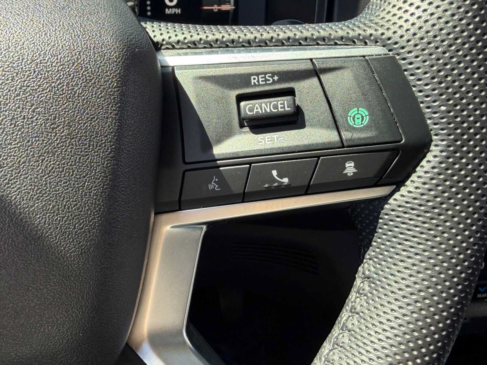 Used 2023 Mitsubishi Outlander SEL AWD/4WD image 18