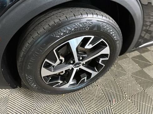 Used 2023 Kia Sportage EX FWD image 10