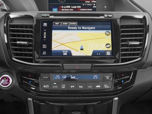 Used 2016 Honda Accord Touring image 17