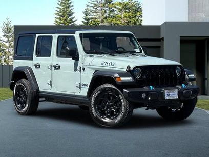 Used 2023 Jeep Wrangler Unlimited w/ 8.4" Radio Group