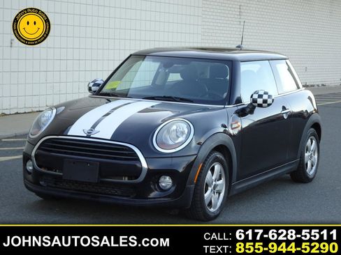 Used 2017 MINI Cooper 2-Door Hardtop image 1