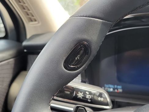 Certified 2024 Lincoln Corsair FWD image 21