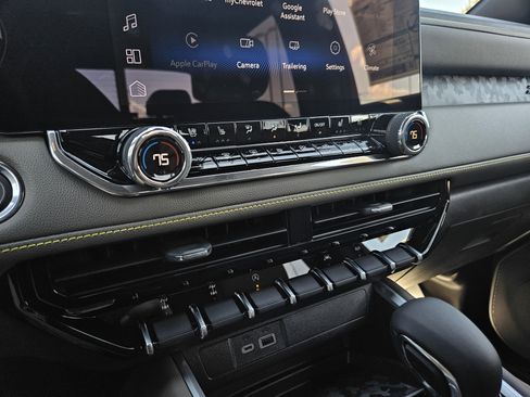 New 2026 Chevrolet Colorado ZR2 w/ Technology Package image 13