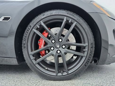 Used 2017 Maserati GranTurismo Sport image 35
