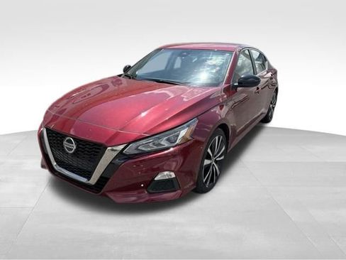 Used 2022 Nissan Altima 2.5 SR FWD image 4