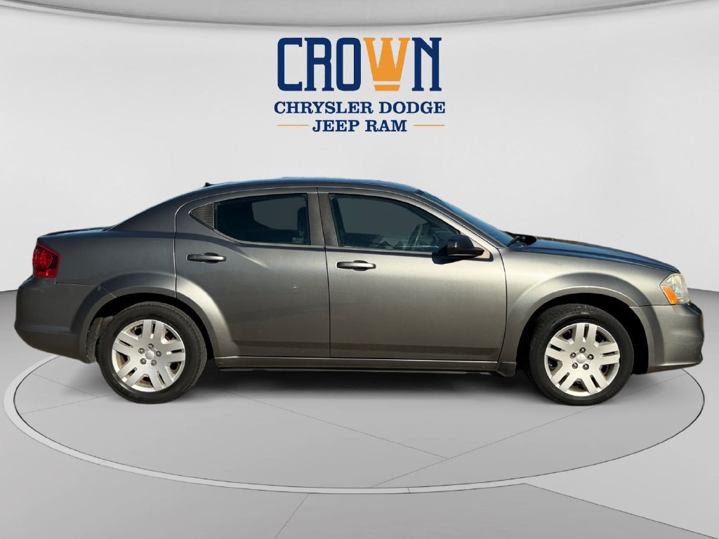 Used 2013 Dodge Avenger SE FWD image 2