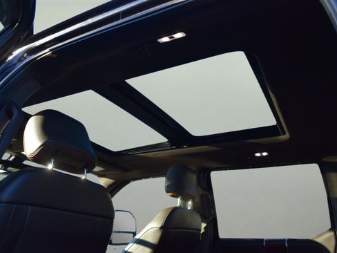 Used 2017 Ford F350 King Ranch w/ King Ranch Ultimate Package image 8