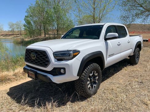 Used 2023 Toyota Tacoma TRD Off-Road AWD/4WD image 13