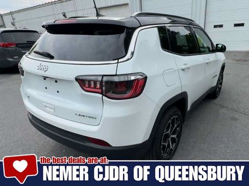 Used 2025 Jeep Compass Limited AWD/4WD image 8