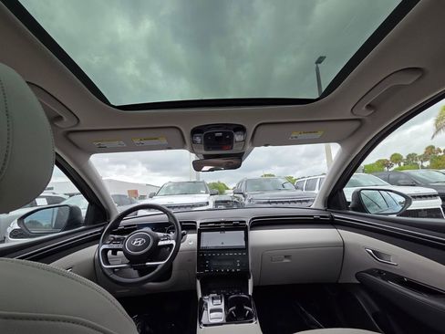 Used 2024 Hyundai Tucson Limited FWD image 20