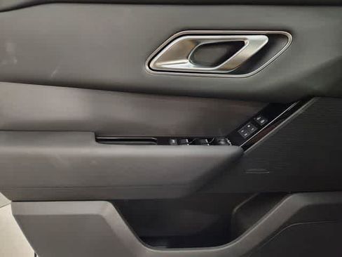New 2026 Land Rover Range Rover Velar S AWD/4WD image 36
