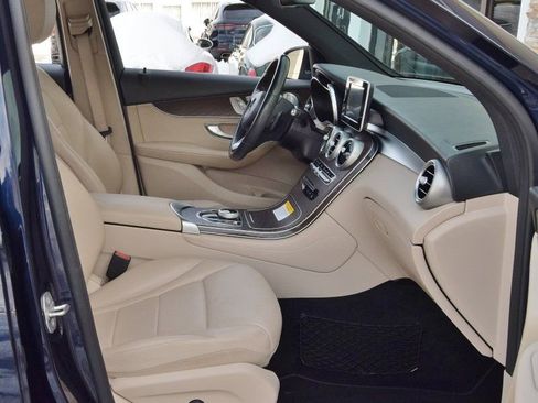 Used 2018 Mercedes-Benz GLC 300 4MATIC image 21