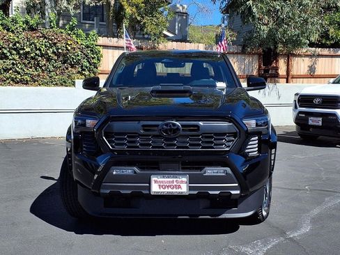 New 2026 Toyota Tacoma TRD Sport image 2