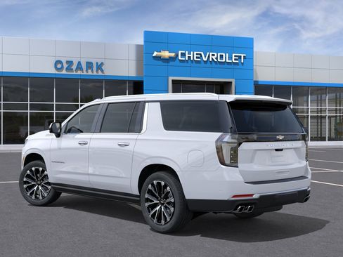 New 2026 Chevrolet Suburban High Country image 43