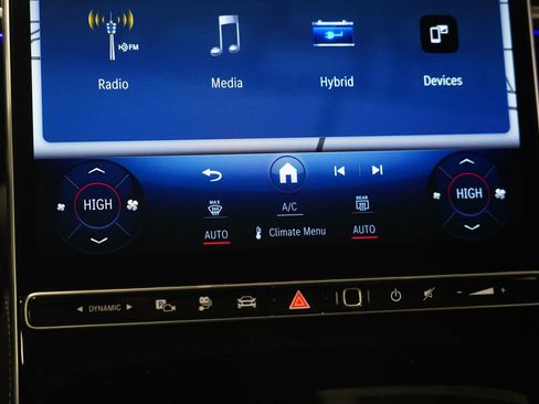 New 2026 Mercedes-Benz S 580e 4MATIC Sedan image 28