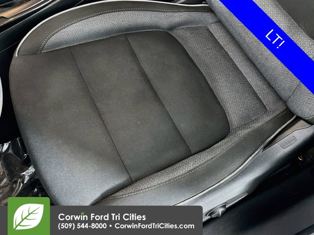 Used 2023 Chevrolet TrailBlazer LT w/ Convenience Package FWD image 23