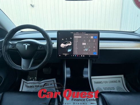 Used 2019 Tesla Model 3 Standard Range Plus image 23