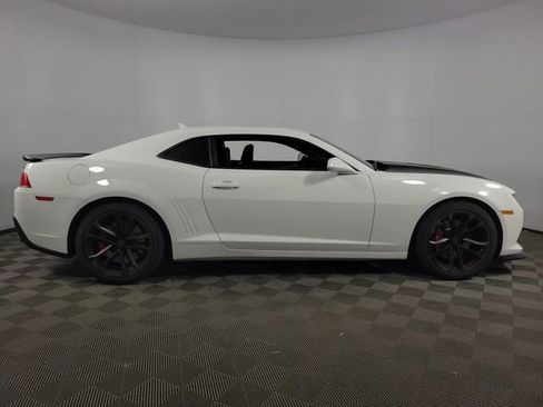 Used 2015 Chevrolet Camaro SS w/ SS Performance Package RWD image 11