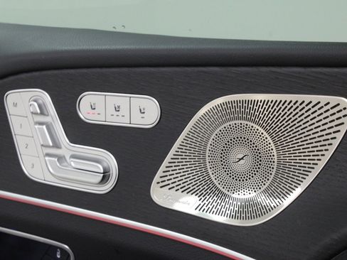 Certified 2025 Mercedes-Benz GLS 450 GLS 450 image 18