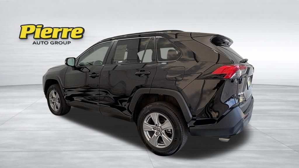 Used 2024 Toyota RAV4 XLE FWD image 2