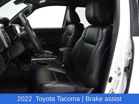 Used 2022 Toyota Tacoma TRD Off-Road w/ TRD Premium Off Road Package image 20