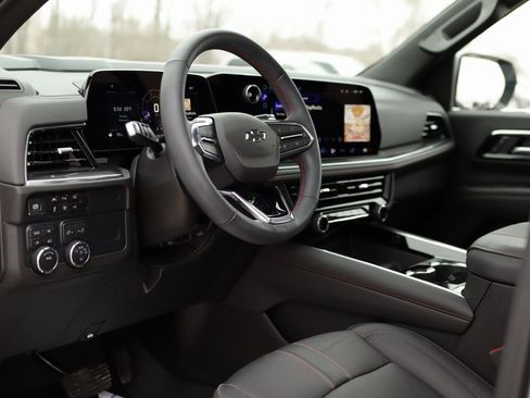 Used 2025 Chevrolet Tahoe RST w/ Comfort Package image 9